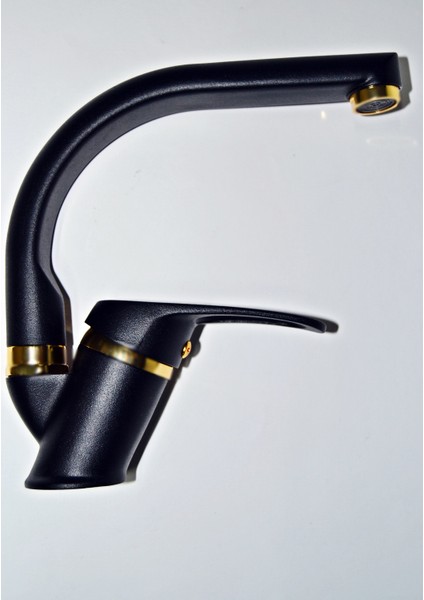 Siyah Gold Balık Sırtı Borulu Banyo Lavabo Musluğu Bataryası