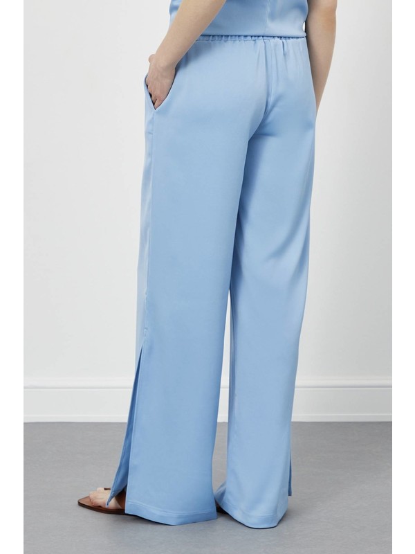 Bebe Mavisi Bol Paca Yirtmacli Pantolon Fiyati Taksit Secenekleri