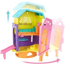 Polly Pocket ve Eğlence Dolu 2 Katlı Evi Mutfak Kaydırak 75 cm Polly Bebek Köpek Figürü Koltuk Sandalye Turta Aksesuarları Dahil GMF81