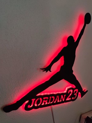 Dekoraven Michael Jordan LED Işıklı Ahşap Dekoratif Tablo