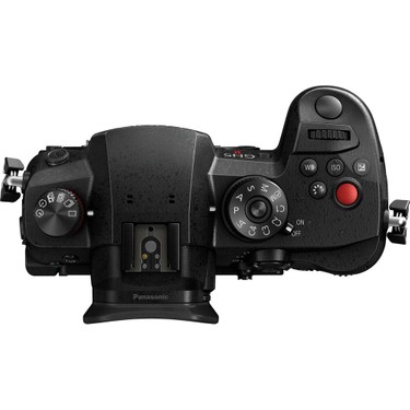 パナソニック LUMIX DC-GH5 パナソニック、4K/60p動画対応「LUMIX DC-GH5」を3/23に発売決定