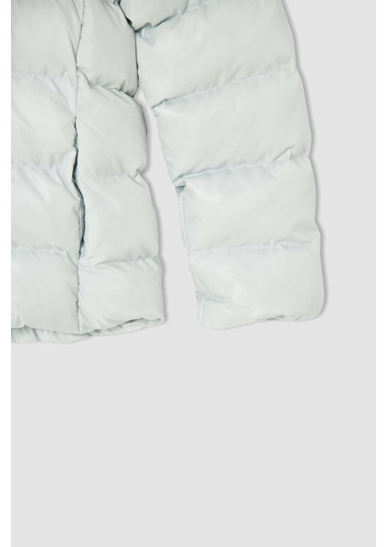 Kız Çocuk Regular Fit Kapüşonlu Astar Polarlı Şişme Mont U4294A621WN