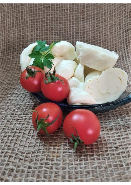 Diyarbakır Yöresel Örgü Peyniri Az Tuzlu 1 kg modelleri