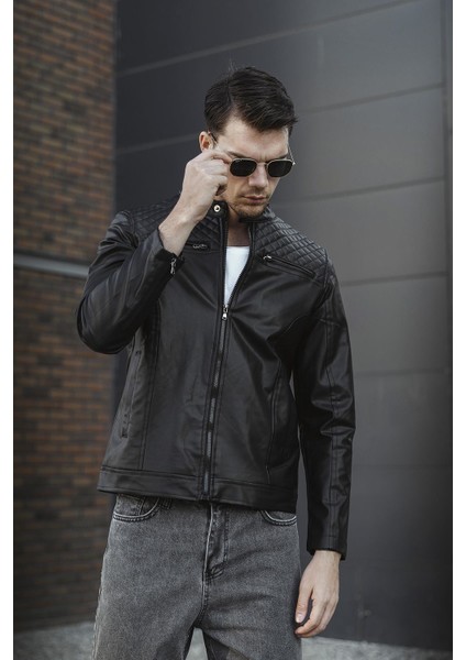 Filbert Slim Fit Polar Astarlı Kapütone Detaylı Deri Ceket