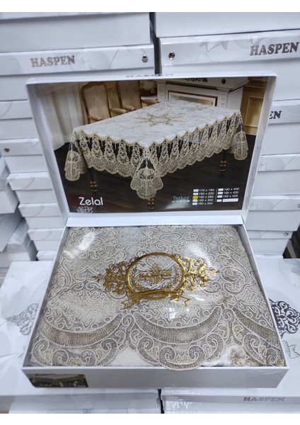 Zelal Kadife Kumaş Fransız Güpürlü Lüks Masa Örtüsü modelleri