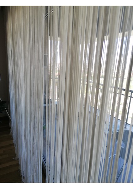 İp Model Kırık Beyaz Renk İp Perde 300 x 270 cm. - 2 mm Şeritler Halinde Dokunmuş Düğmeli İp Perde fırsatları