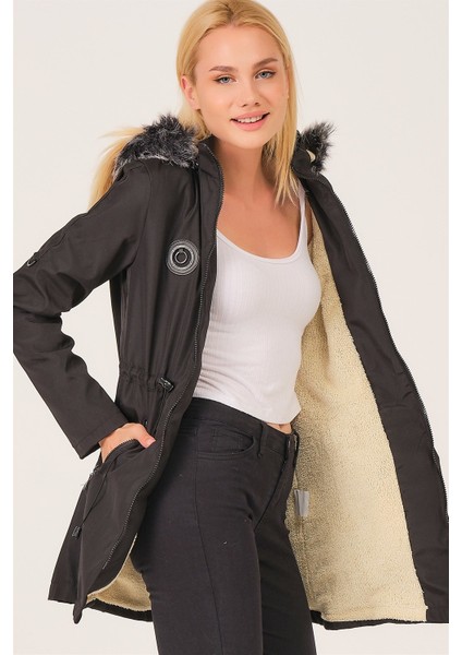 Z6689 Dewberry Içi Kuzulu Kadın Mont-Siyah