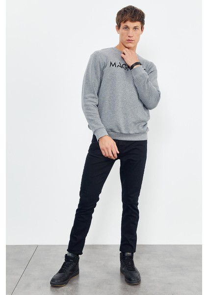 Gri Melanj Yazı Nakışlı O Yaka Rahat Form Erkek Sweatshirt - 88020