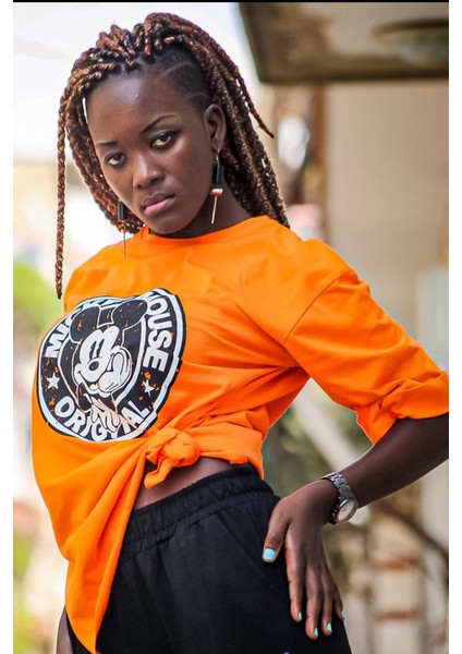 Geniş Kesim Disney Baskılı Kadın Tshirt modelleri