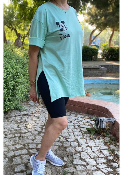 Kadın Mint Yeşili Geniş Kesim Disney Baskılı Tshirt fiyatları