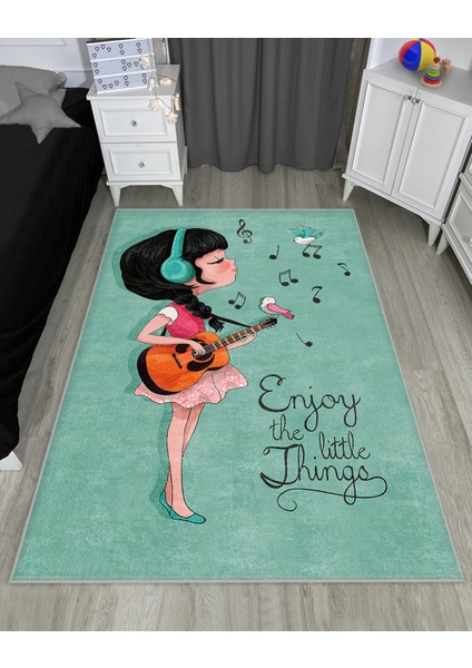 Gitarcı Kız Çocuk Halısı