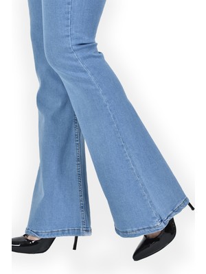 2KM Sharly Ganiş Paçalı Yüksek Belli Rahat Açık Mavi Kot Pantolonu