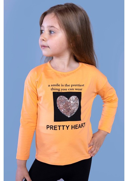 Kız Çocuk Pul Işlemeli Baskılı Tişört