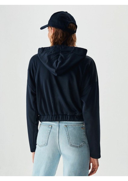 KadınKapüşonlu Lacivert Sweatshırt modelleri