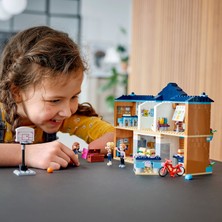 LEGO Friends Heartlake City Okulu 41682 - Çocuklar İçin Yaratıcı Oyuncak Yapım Seti (605 Parça)