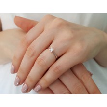 Sirius E Renk 0,13 Karat Pırlanta Tektaş Yüzük 0404R0082