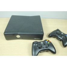 Microsoft Xbox 360 - 2 Adet Kablosuz Kol - 250 GB Hafıza - 30 Oyun