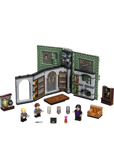 LEGO® Harry Potter™ Hogwarts™ Anısı: İksir Dersi 76383 - Profesör Snape’in Dersi Koleksiyonluk Oyuncak Yapım Seti (270 Parça)