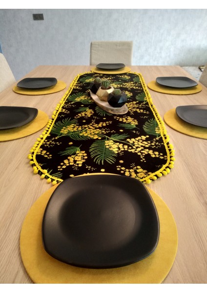 Ayşemce Mimoza Çiçek Desenli, Sarı Ponponlu Runner & 6 Sarı Renk Supla