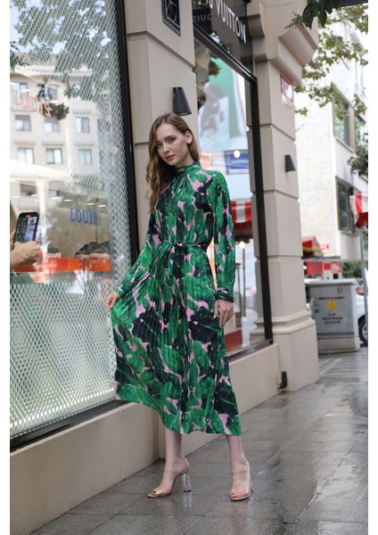 Kadın Özel Tasarım Yaprak Desenli Elbise fırsatları