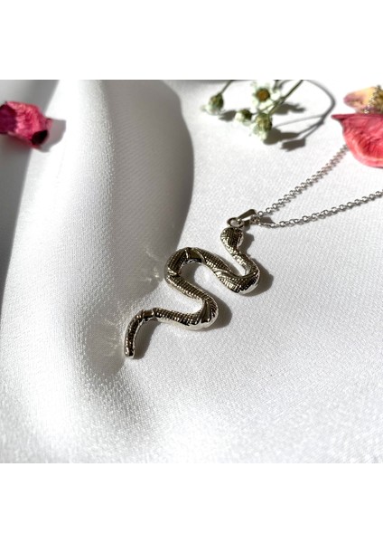Yılan Gümüş Metal Kolye