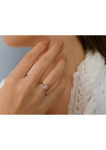 G Renk 0,50 Karat Pırlanta Tektaş Yüzük 0404R0143 fırsatları
