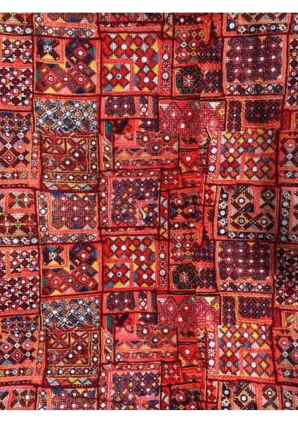 Etnik Nakış Patchwork Desenli Dijital Baskılı Kumaş FVR-852