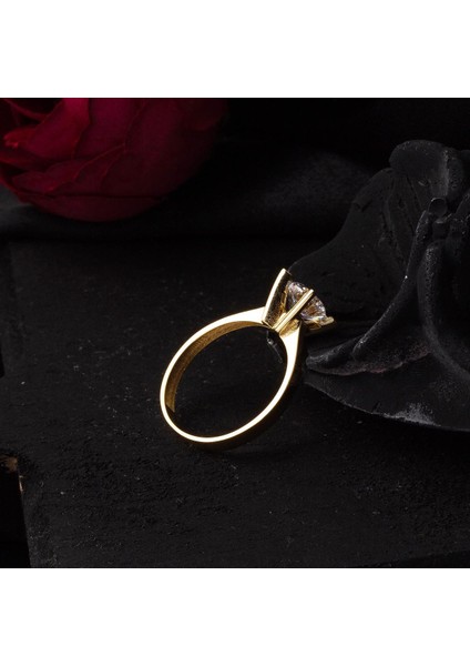 Sevgililer Gününe Özel Tektaş Altın Yüzük fırsatları