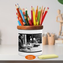 Asilmeydan Yazı Yazan İsmet İnönü ve Atatürk Ahşap Seramik Kalemlik -(1162)