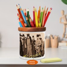 Asilmeydan Paltolu Lider Mustafa Kemal Atatürk Ahşap Seramik Kalemlik-s292