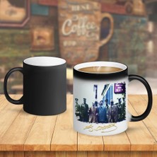 Asilmeydan Sokakta Yürüyen Mustafa Kemal Atatürk Sihirli Kupa BARDAK-R69