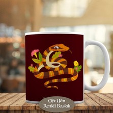 Asilmeydan Çiçekler Arasında Turuncu Desenli Yılan Kupa Bardak Hediyelik-965