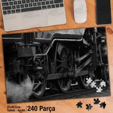 Asilmeydan Asil Hobi Tren - Demiryolu - Duman - Yakın Çekim Yapboz -Ayak Destekli Çerçeveli 240 Parça Puzzle