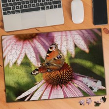 Asilmeydan Çiçek Üstündeki Benekli Kelebek 240 Parça Puzzle YAPBOZ-3514955