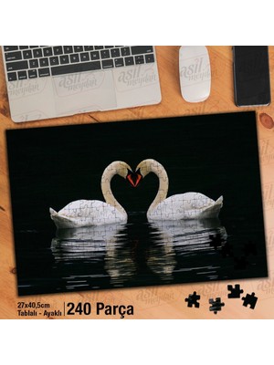 Asilmeydan Asil Hobi Kalp Şeklinde Kuğu - Göl - Doğa - Hayvan Yapboz - Ayak Destekli Çerçeveli 240 Parça Puzzle