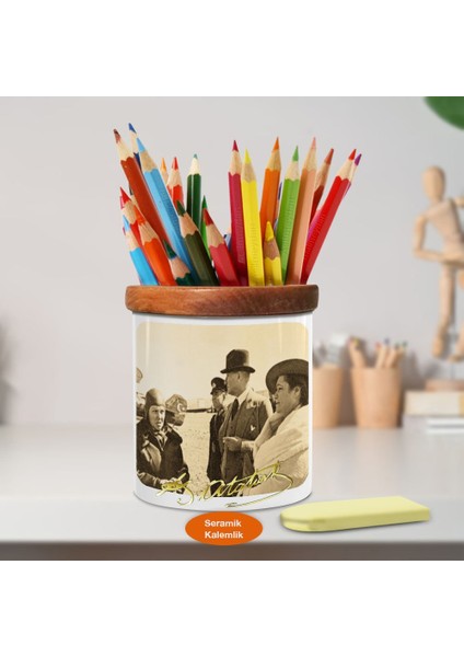 Fötr Şapkalı Mustafa Kemal Atatürk Ahşap Seramik KALEMLIK-S372