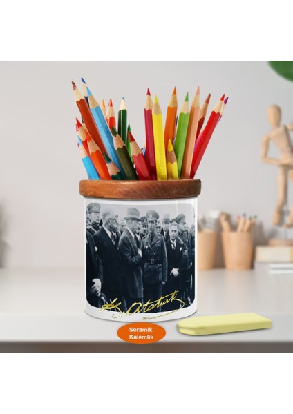 Sivil Elbiseli Mustafa Kemal Atatürk Ahşap Seramik KALEMLIK-757