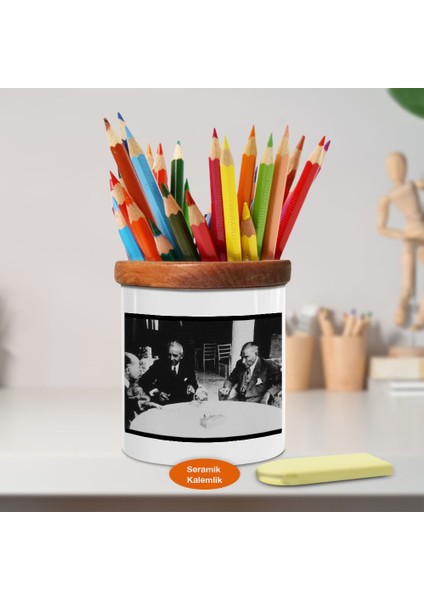 Kahve Içen Mustafa Kemal Atatürk Ahşap Seramik Kalemlik -1156)