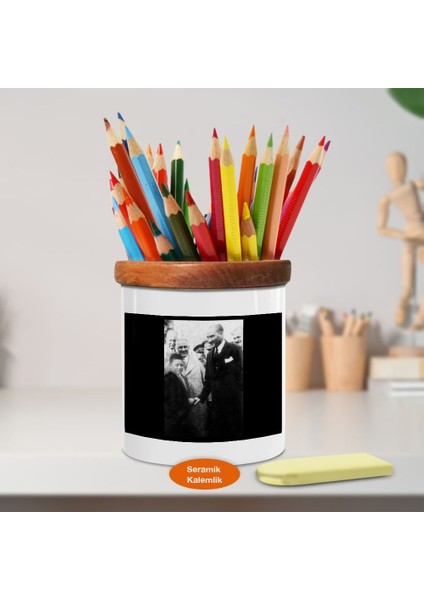 Küçük Adam ve Mustafa Kemal Atatürk Ahşap Seramik Kalemlik -1129