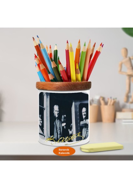 Gülümseyen Mustafa Kemal Atatürk Ahşap Seramik KALEMLIK-815