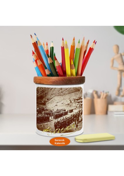 Içtima Alanında Mustafa Kemal Atatürk Ahşap Seramik Kalemlik-18