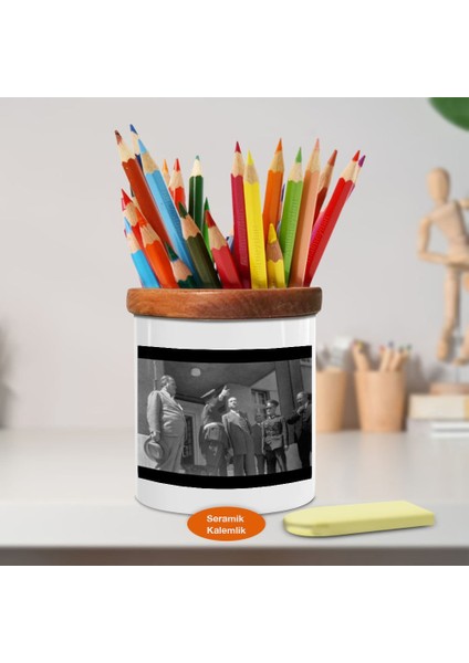 Askerleri ve Mustafa Kemal Atatürk Ahşap Seramik Kalemlik -1210)