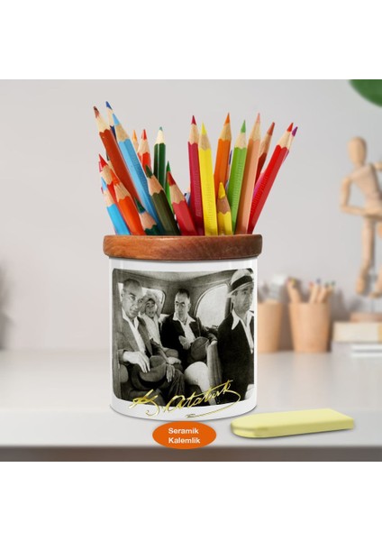 Kızı Ülküyle Araba Gezisinde Atatürk Ahşap Seramik KALEMLIK-1936