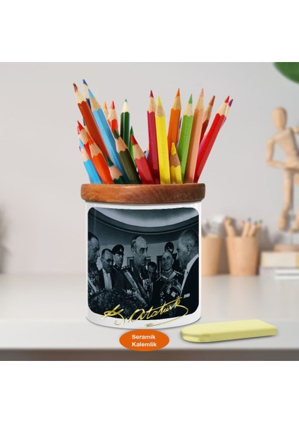 Askerle Selamlaşan Mustafa Kemal Atatürk Ahşap Seramik KALEMLIK-739