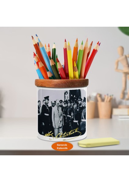 Askeri Selamlayan Mustafa Kemal Atatürk Ahşap Seramik KALEMLIK-720