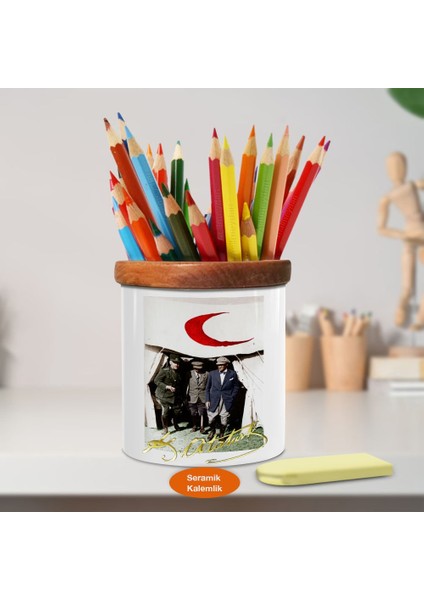 Çadırdan Çıkan Kemal Atatürk Ahşap Seramik Kalemlik - R296