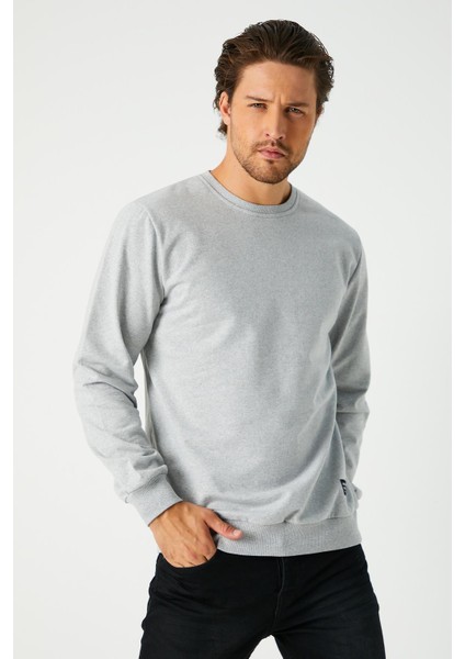 Erkek Gri Basic Bisiklet Yaka Sweatshirt
