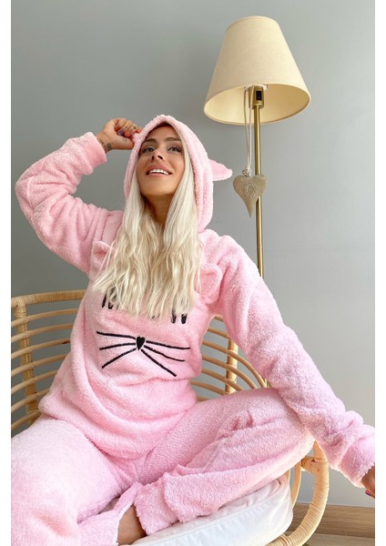 Meow Desenli Tam Peluş Pijama Takımı