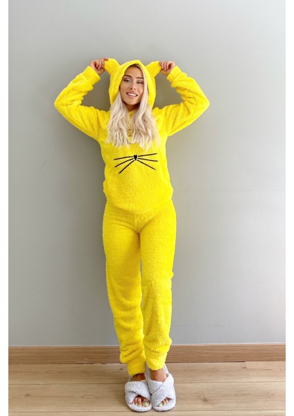 Meow Desenli Tam Peluş Pijama Takımı