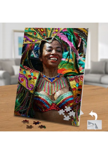 Karnaval Kadını 240 Parça Puzzle YAPBOZ-02172